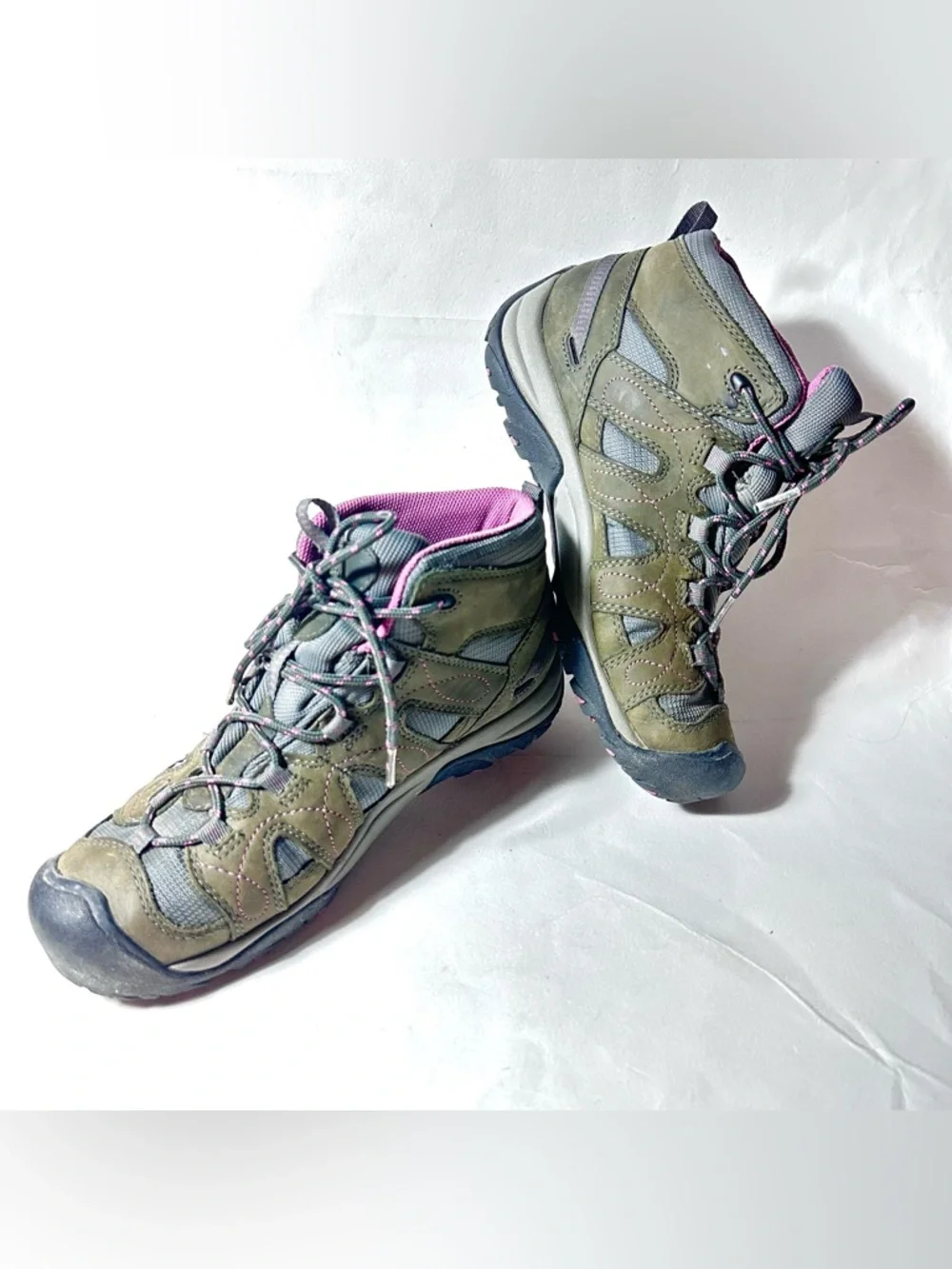 Boots - Picture 7 of 15